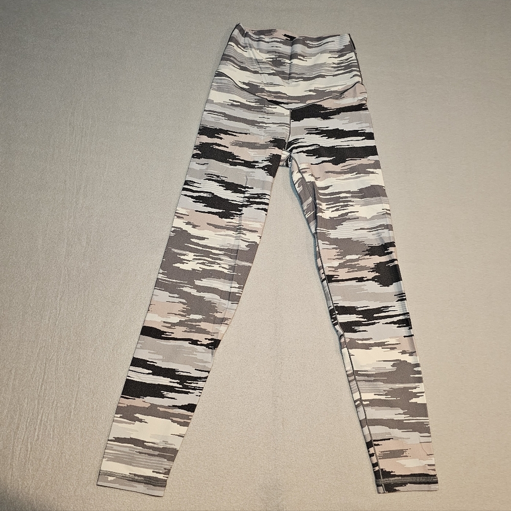 Aerie Stylish Camouflage Leggings‎ Size S